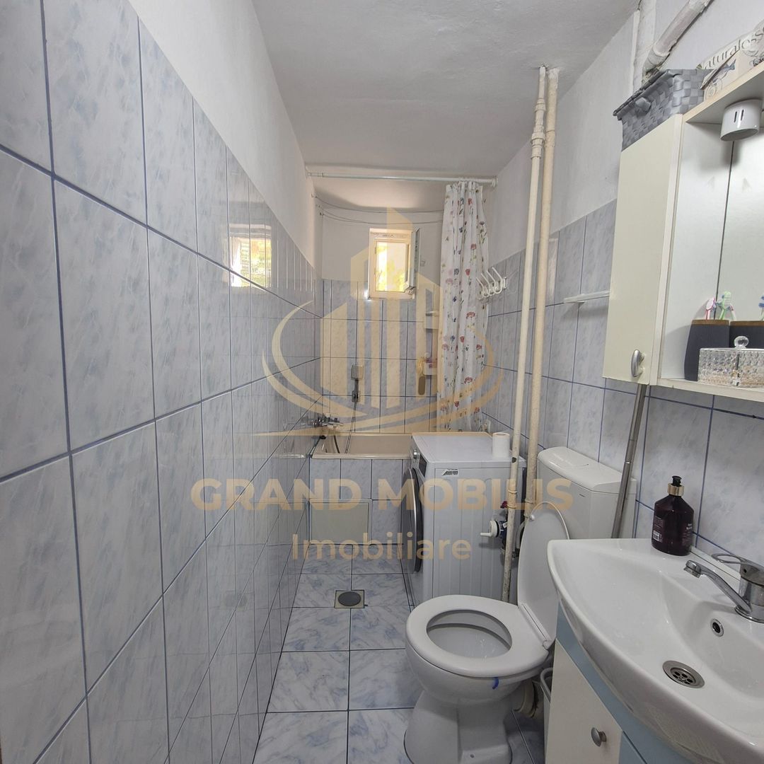 Apartament de vânzare 3 camere-Vitan lânga București Mall - imaginea 6
