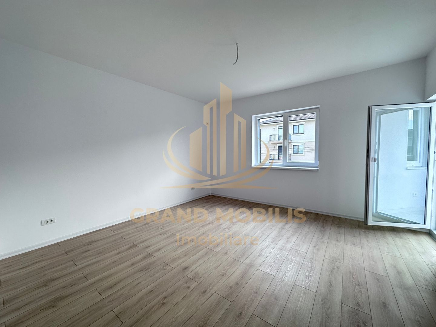 Apartament luminos de 58 mp - imaginea 3