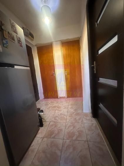 Ap 2 cam Drumul Taberei, la metrou - imaginea 5