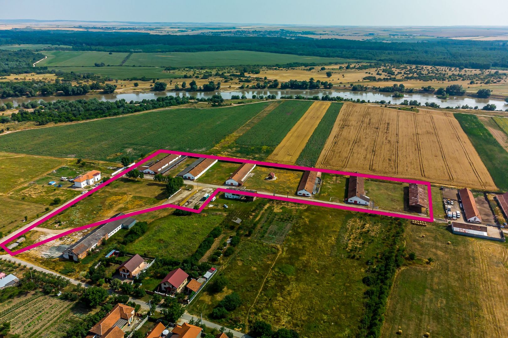 Imagine 12 - Fermă Mândruloc 2,5 ha
