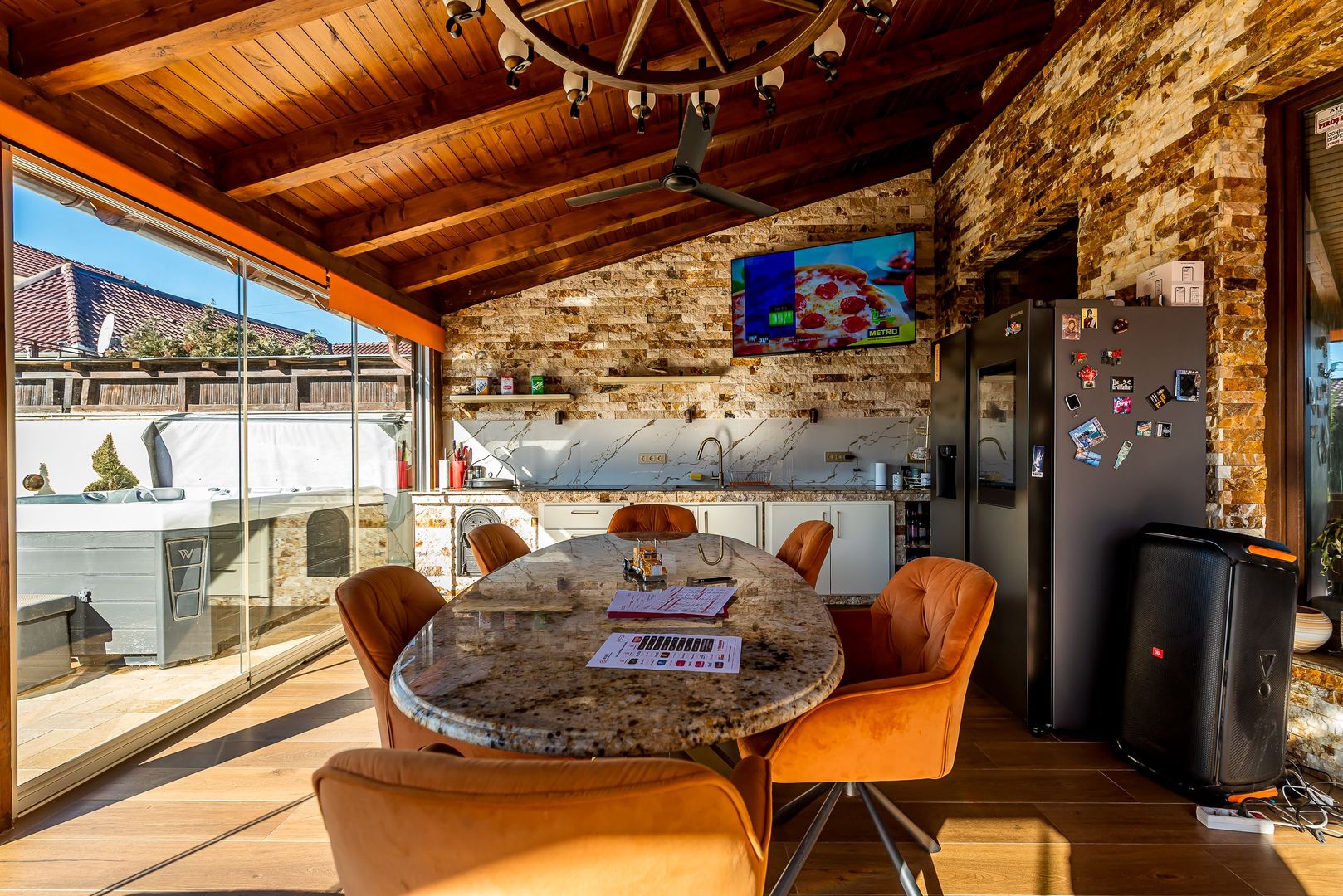 Casă smart, independentă energetic | teren 720 mp | 5 camere