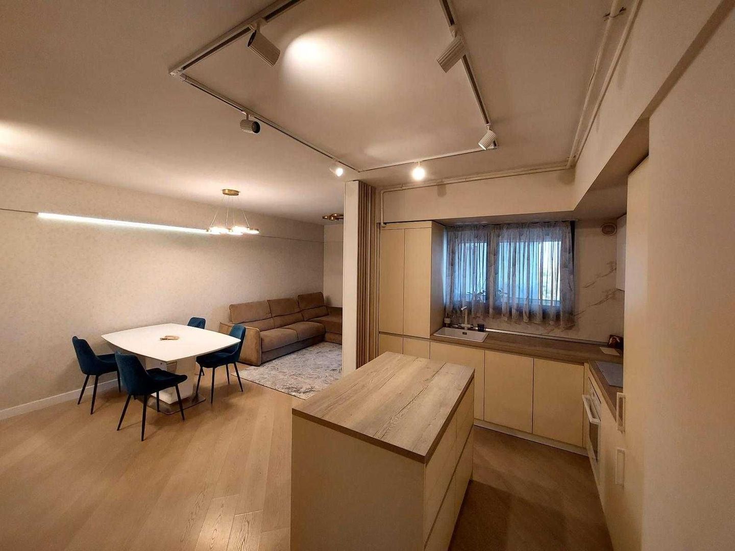 Apartament 3 camere, de inchiriat in Delta City, Sect 4, Bucuresti