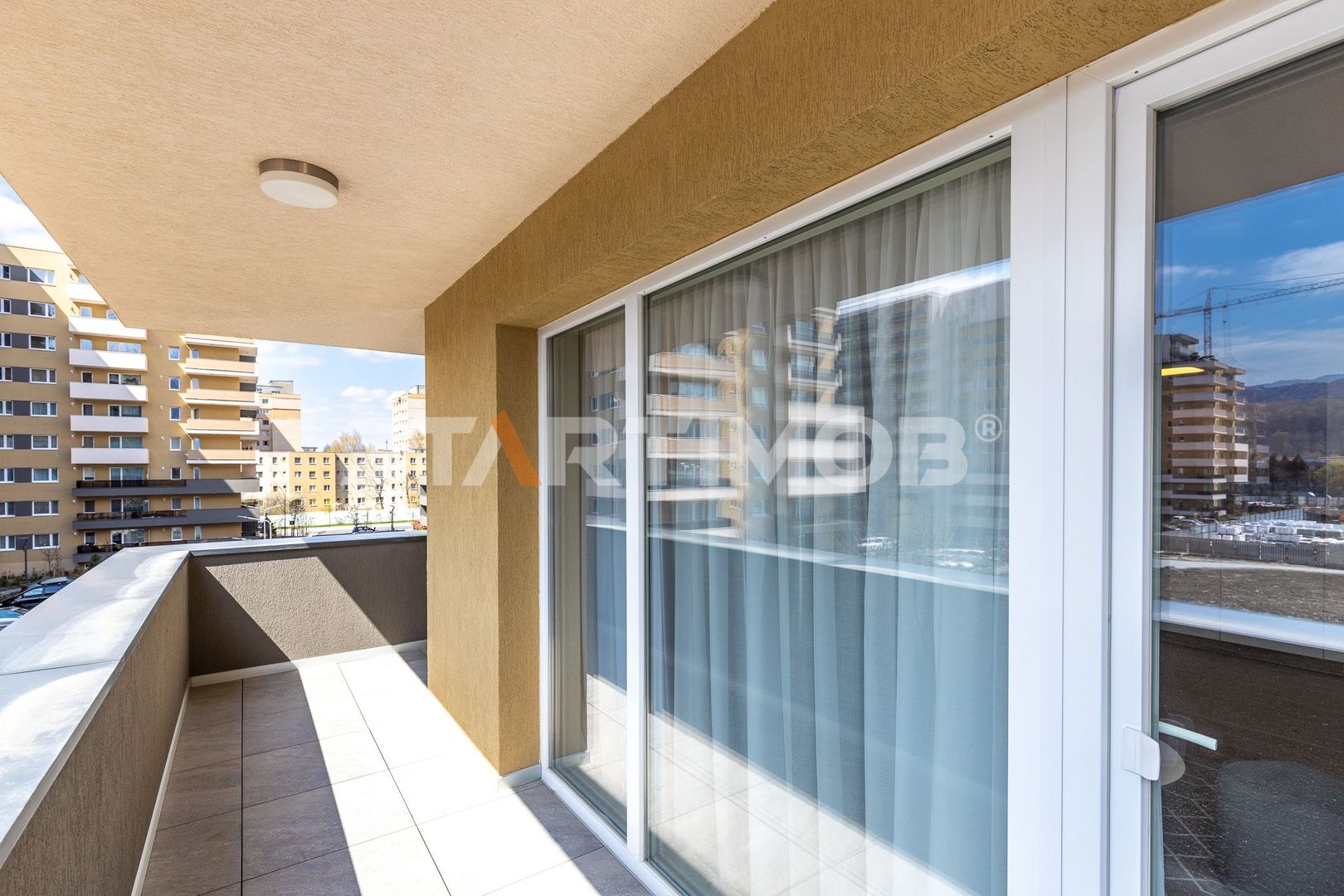 Apartament 3 camere  Urban Plaza cu parcare si boxa