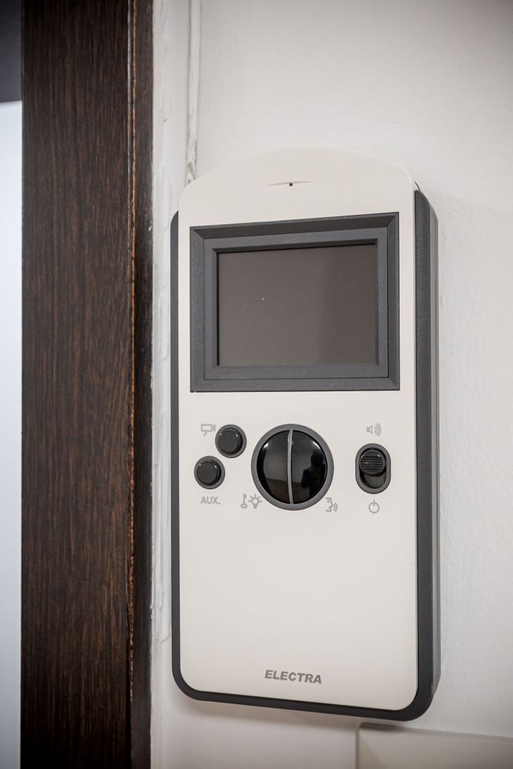 Stirbei Voda  spatiu de birouri parter 90 mp - imaginea 34