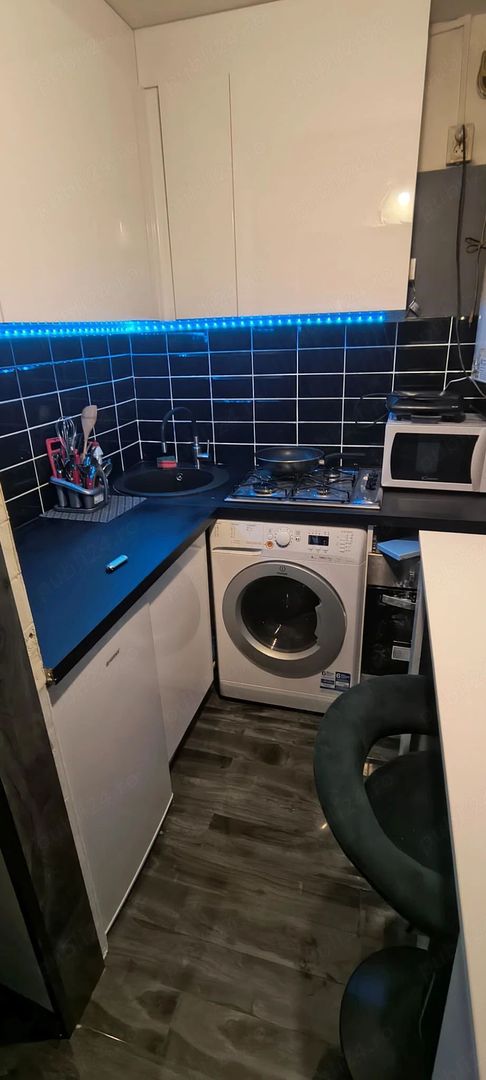 Apartament cu 2 camere, la parter, centrală proprie și aer condiționat - imaginea 9