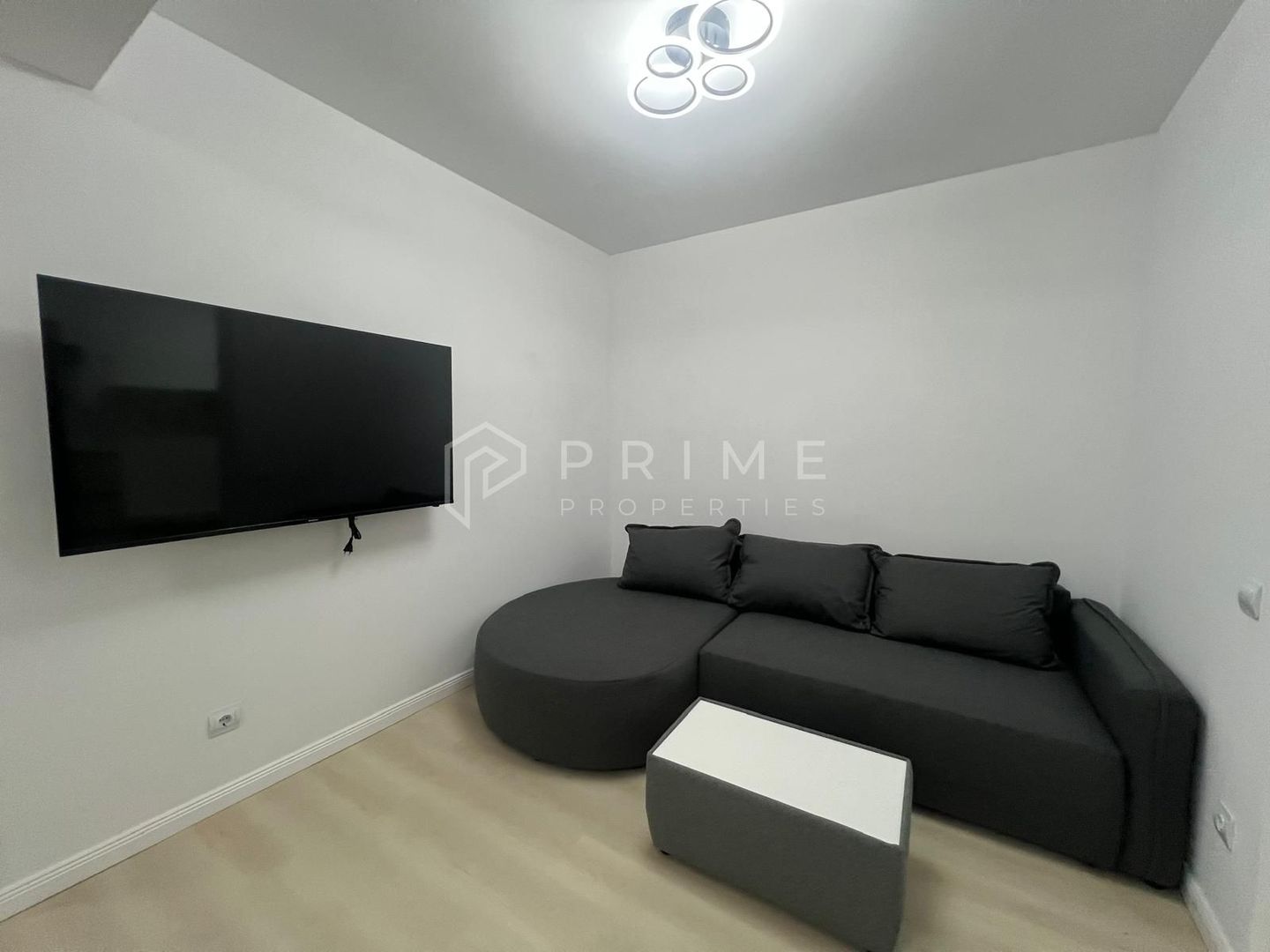 Studio nou de închiriat | Spațios | Imobil nou | Zonă semicentrală - imaginea 3
