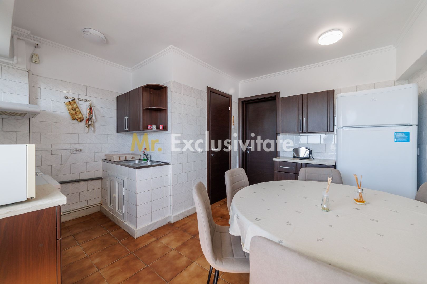 APARTAMENT 3 CAMERE, ULTRACENTRAL - PITEȘTI - imaginea 5