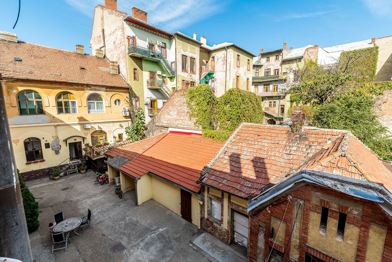Imagine 8 - Apartament spațios cu 2 camere, situat pe strada Mețianu