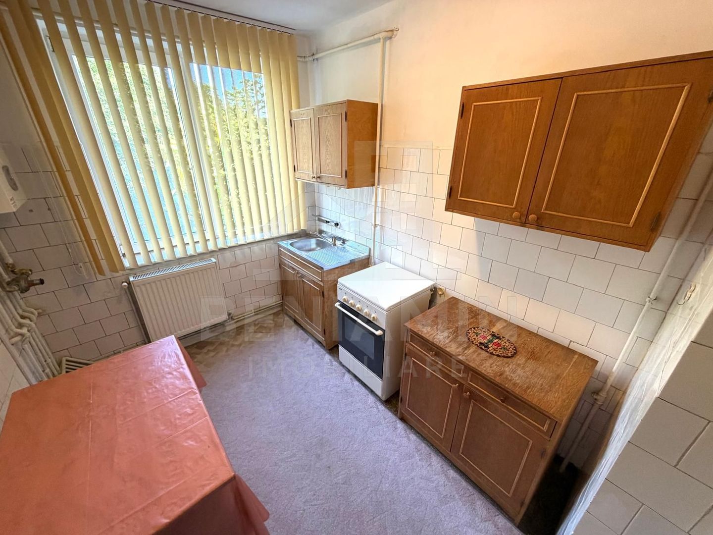 2 camere - etaj 3 - 52mp - centrala - Calea Severinului - Scoala 12 - imaginea 6