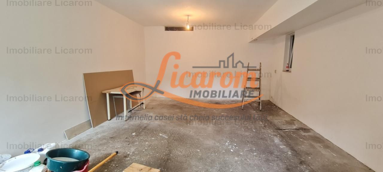 Casa individuala cu 2 apartamente, 6 camere,teren 403 mp,ASTRA. - imaginea 13