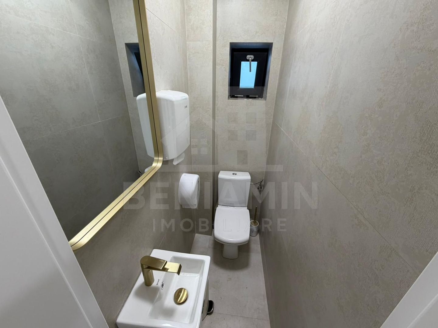 Spatiu modern cabinete medicale parter 50mp Toporasi Promenada - imaginea 7