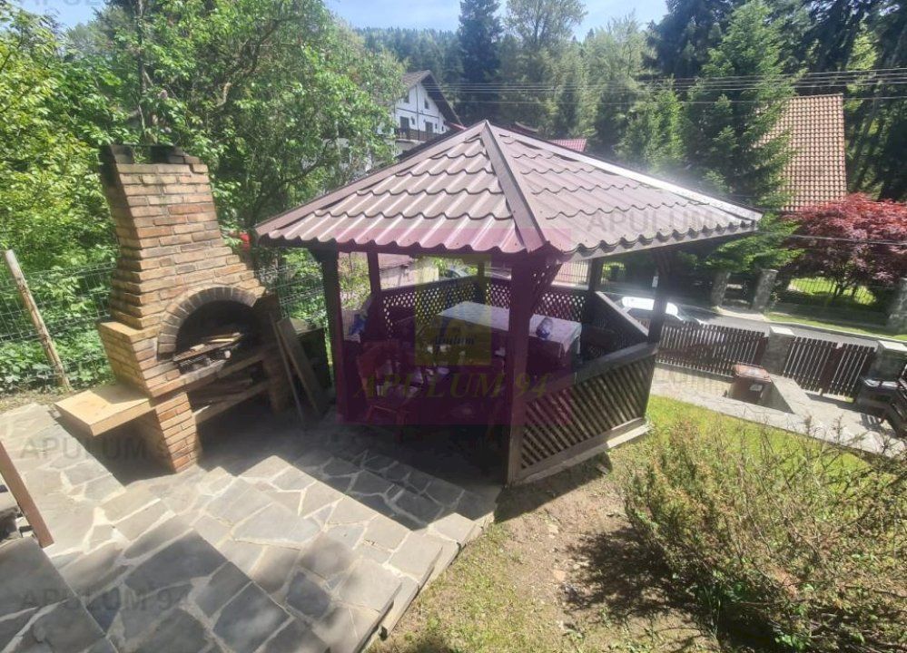 Pensiune de vânzare în Bușteni - Zona Zamora - imaginea 35
