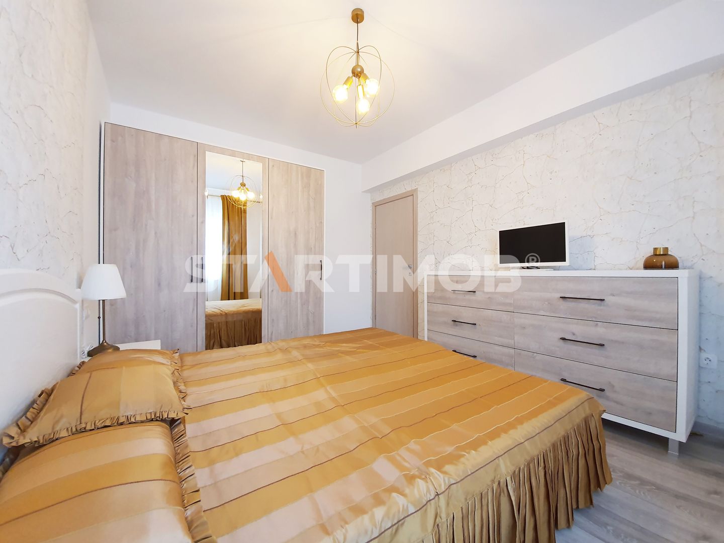 Apartament mobilat 3 camere cu parcare subterana