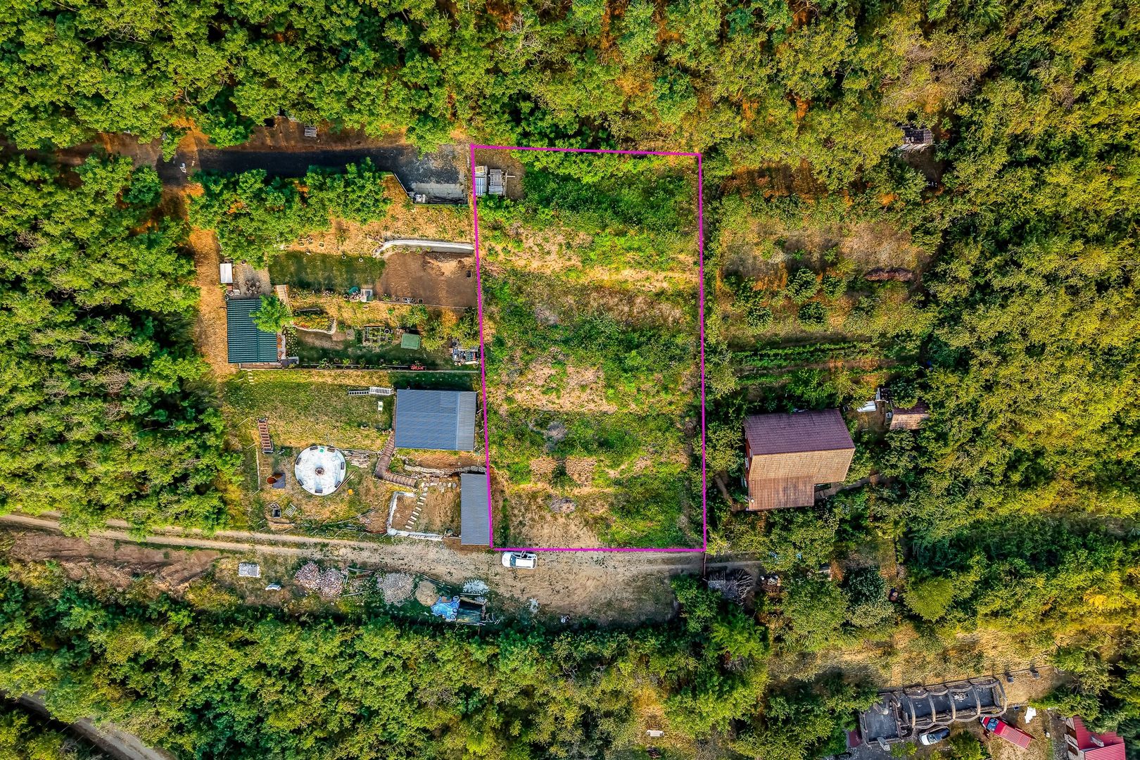 Imagine 6 - Teren pe deal, 1.150 mp, în Miniș, front 26 m, Drumul Vinului
