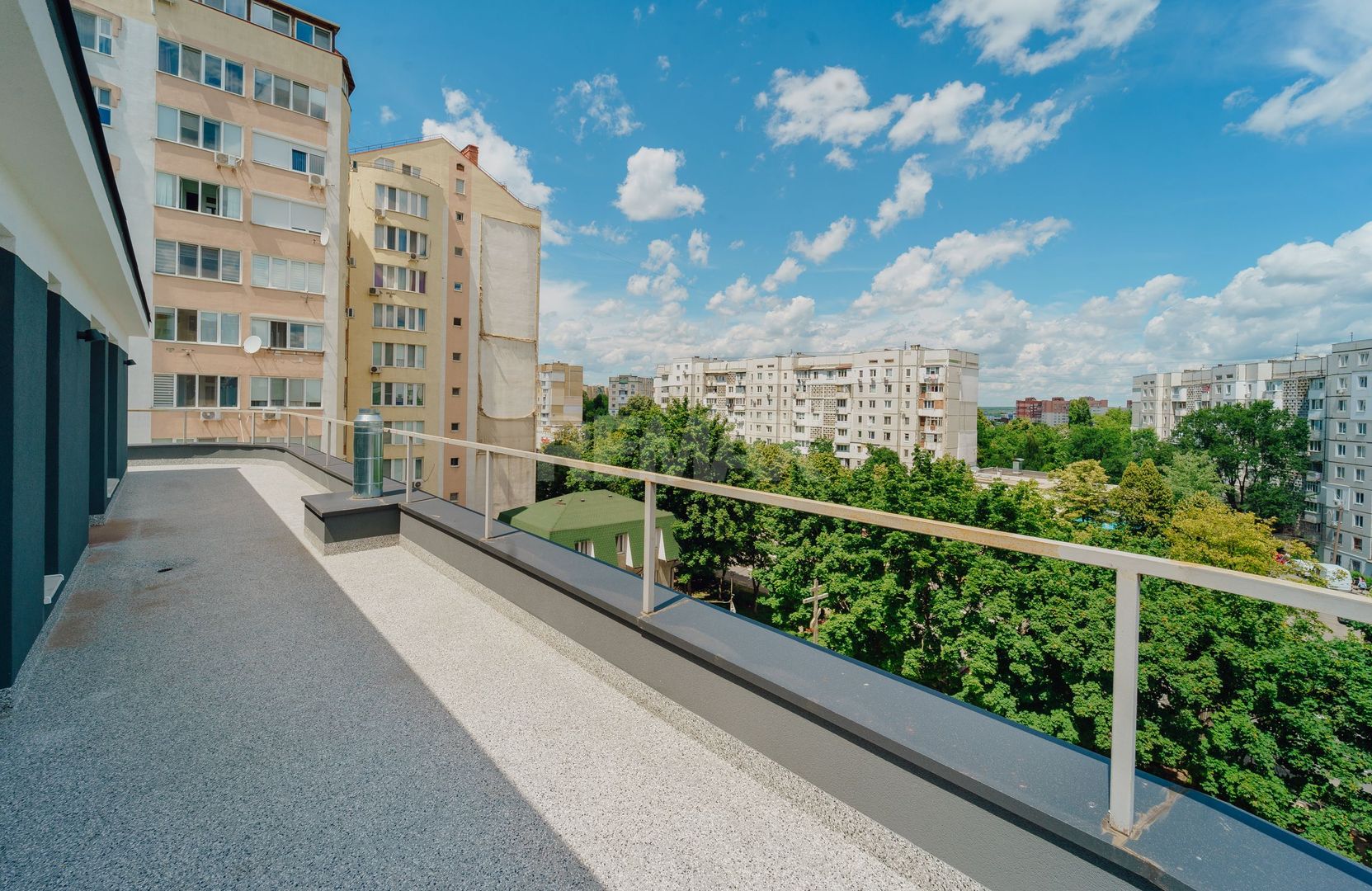Penthouse 219,6 m² în Buiucani | Terase generoase | Lift direct - imaginea 19