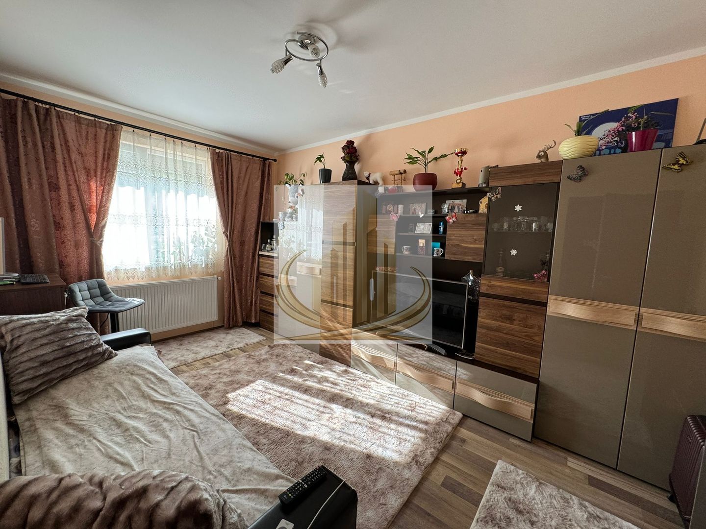 Apartament complet mobilat cu 3 camere în Giroc - imaginea 2