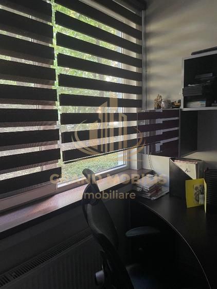 Vand apartament 2 camere mobilat+boxa - imaginea 7