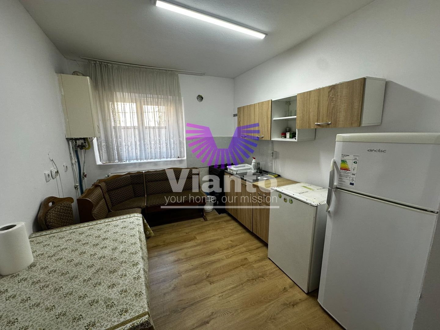Garsoniera de închiriat aproape de podul Minciunilor