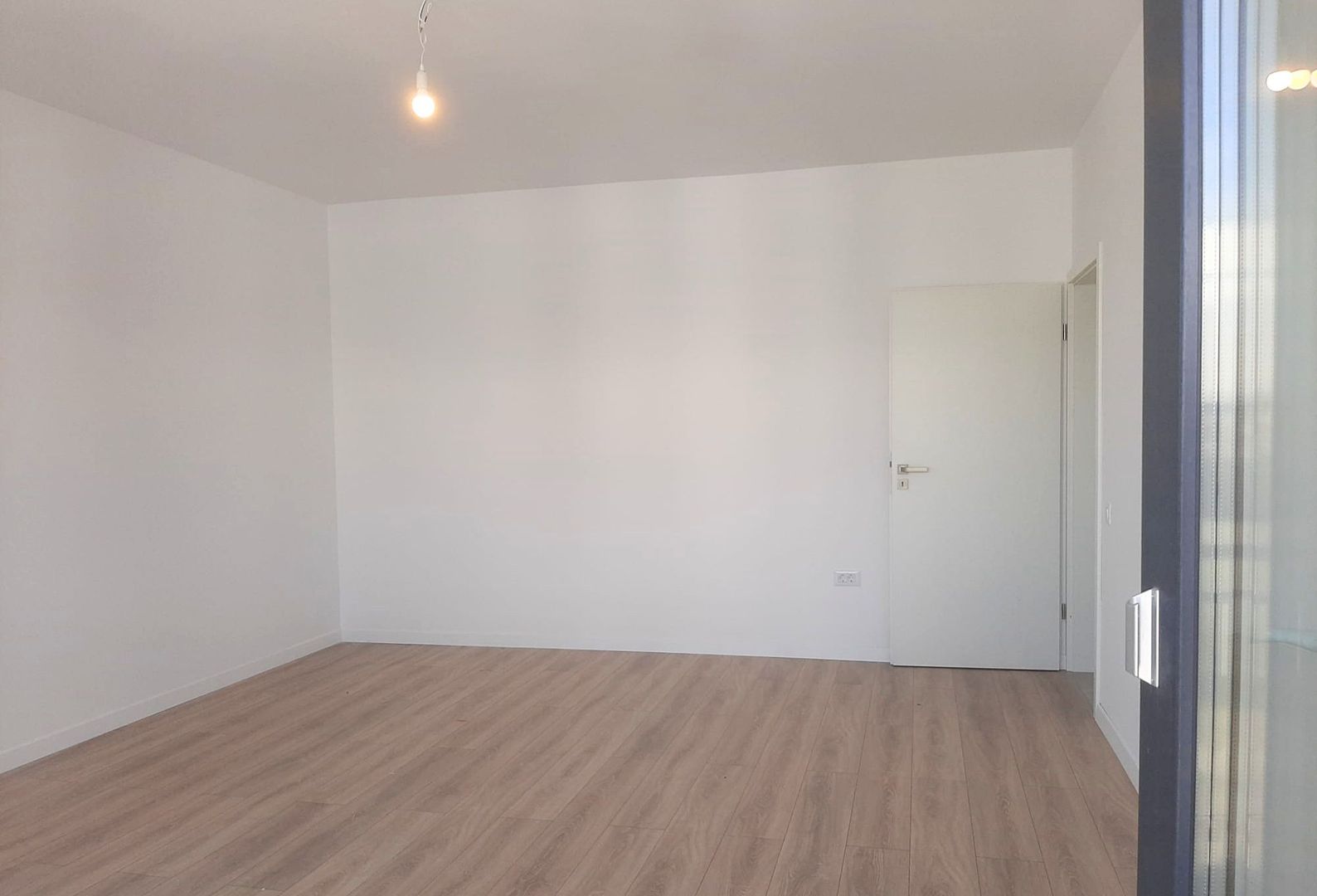 Un Apartament Pentru O Viață Bună  Coresi  2025 - imaginea 8