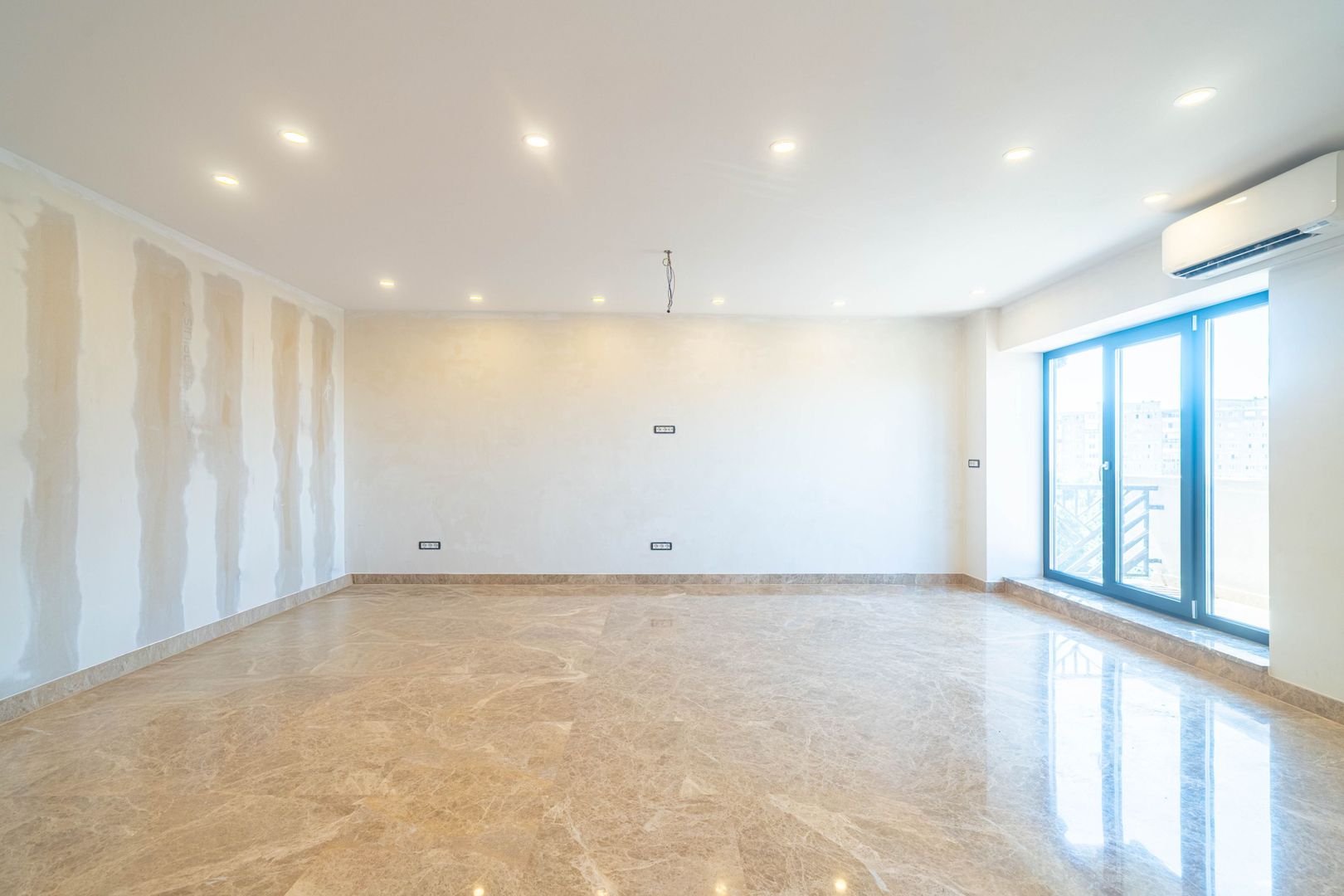Imagine 1 - Apartament 2 camere complet renovat, lângă Kaufland și Lidl