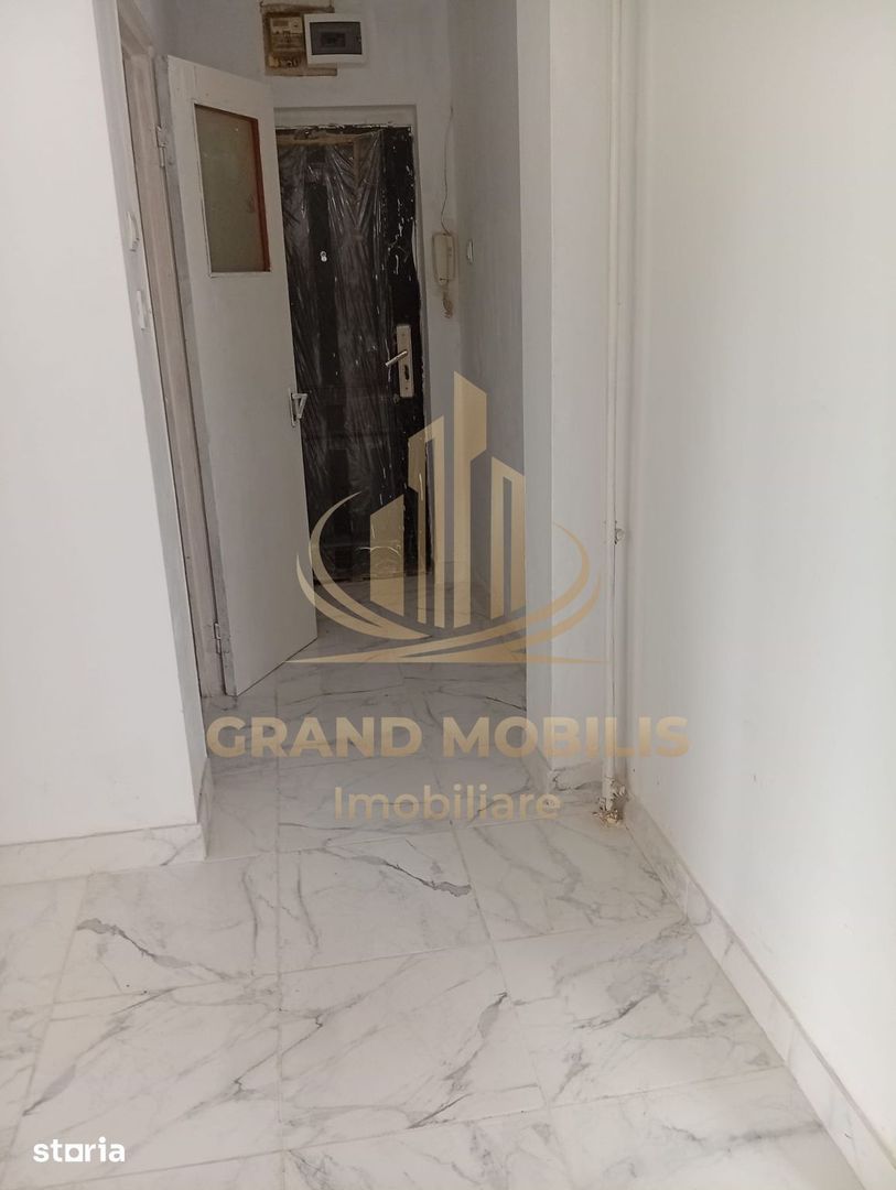 Apartament 2 camere decomandat, renovat - imaginea 8