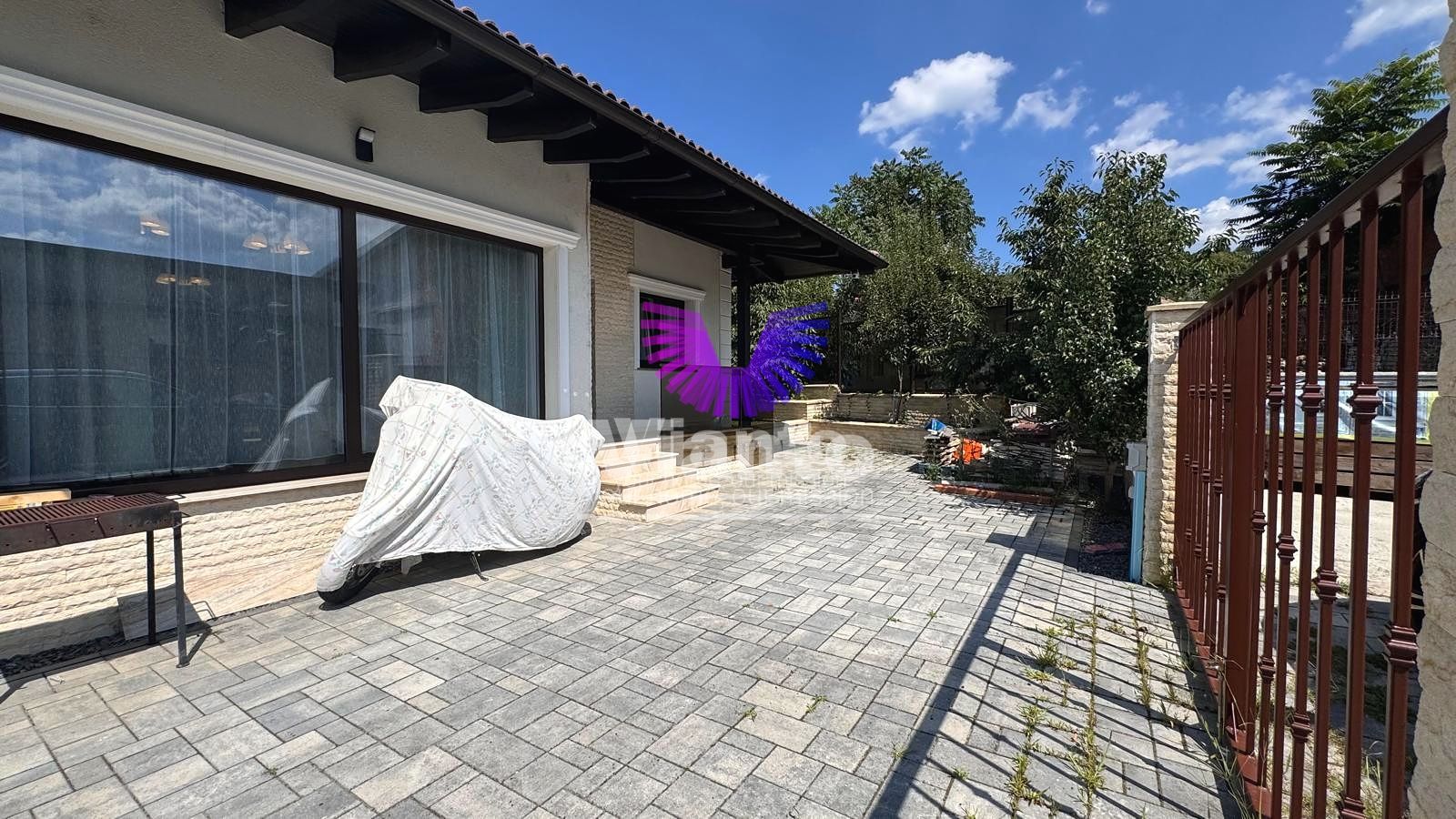 Casa premium cu curte la prima inchiriere