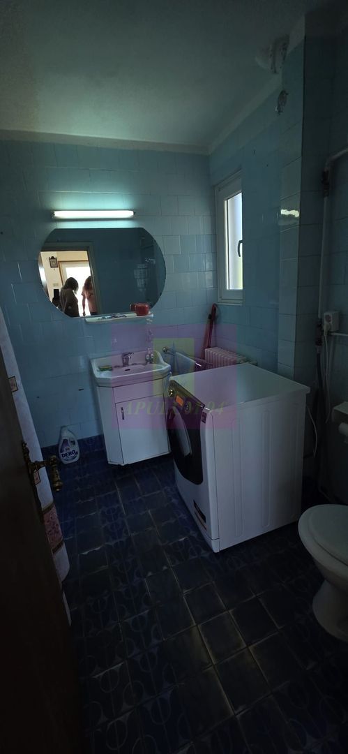 Casa de vanzare cu 6 camere in Busteni