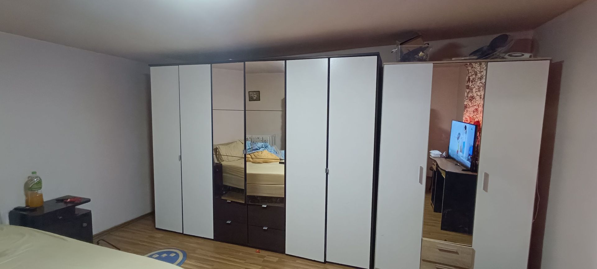 Casă spațioasă cu 4 camere , curte și teren generos în Mașloc - imaginea 15