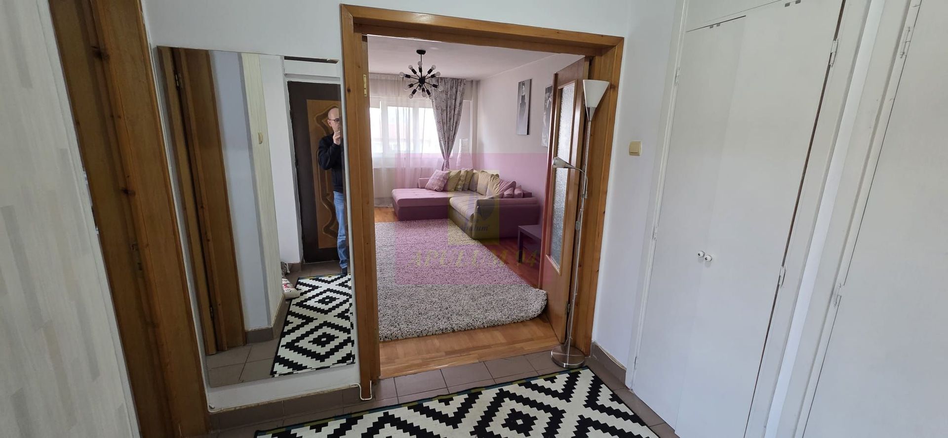 Apartamnet cu 2 cmere de vanzare in Campina - imaginea 4