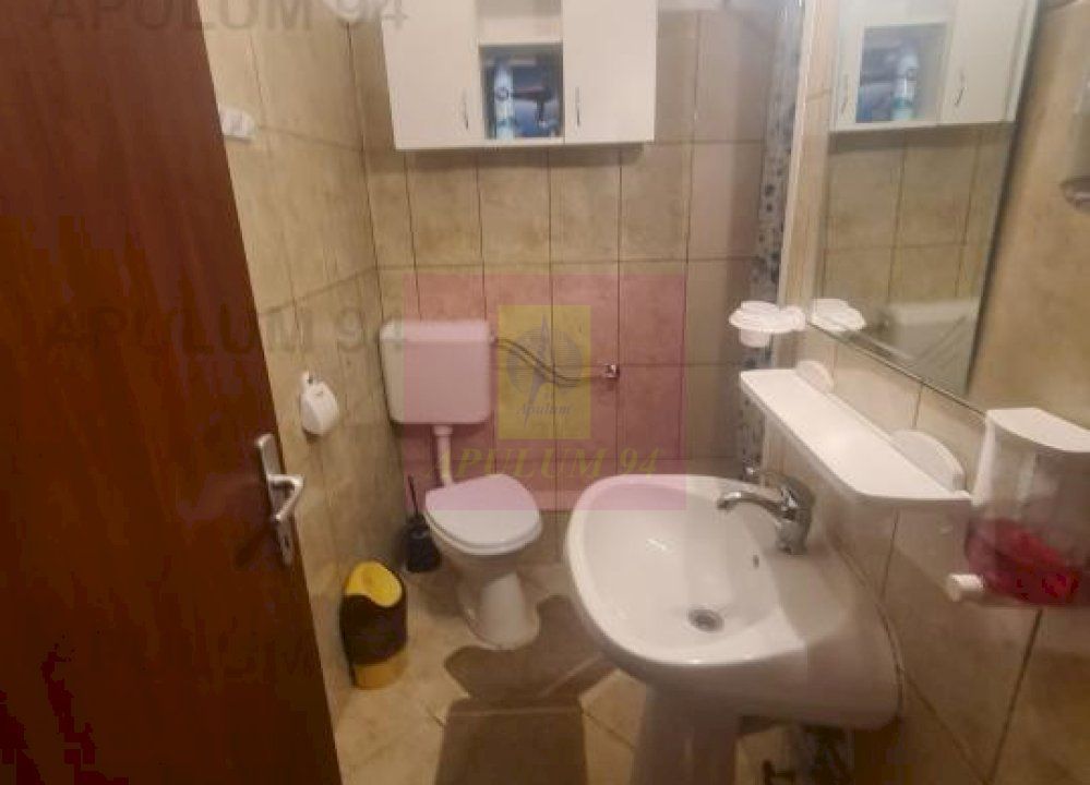 Garsonieră de închiriere în Sinaia - imaginea 4