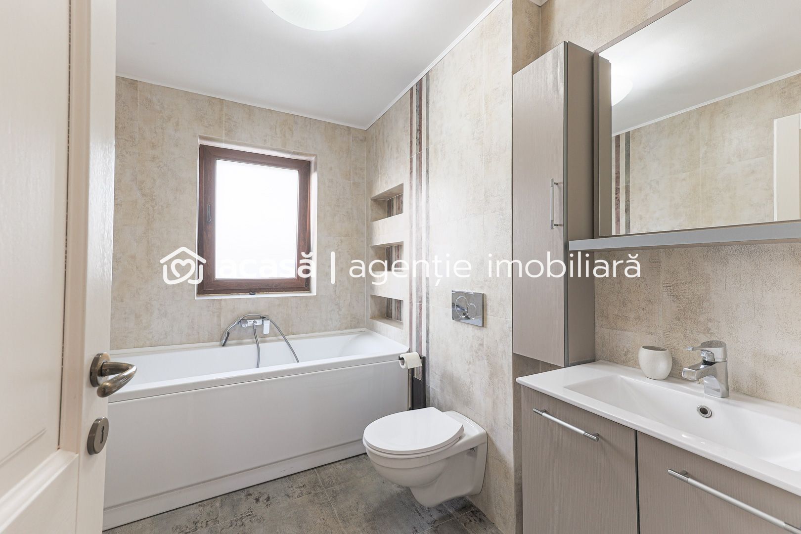 Imagine 11 - Casă premium în Subcetate, construcție nouă finisaje de lux Comision 0
