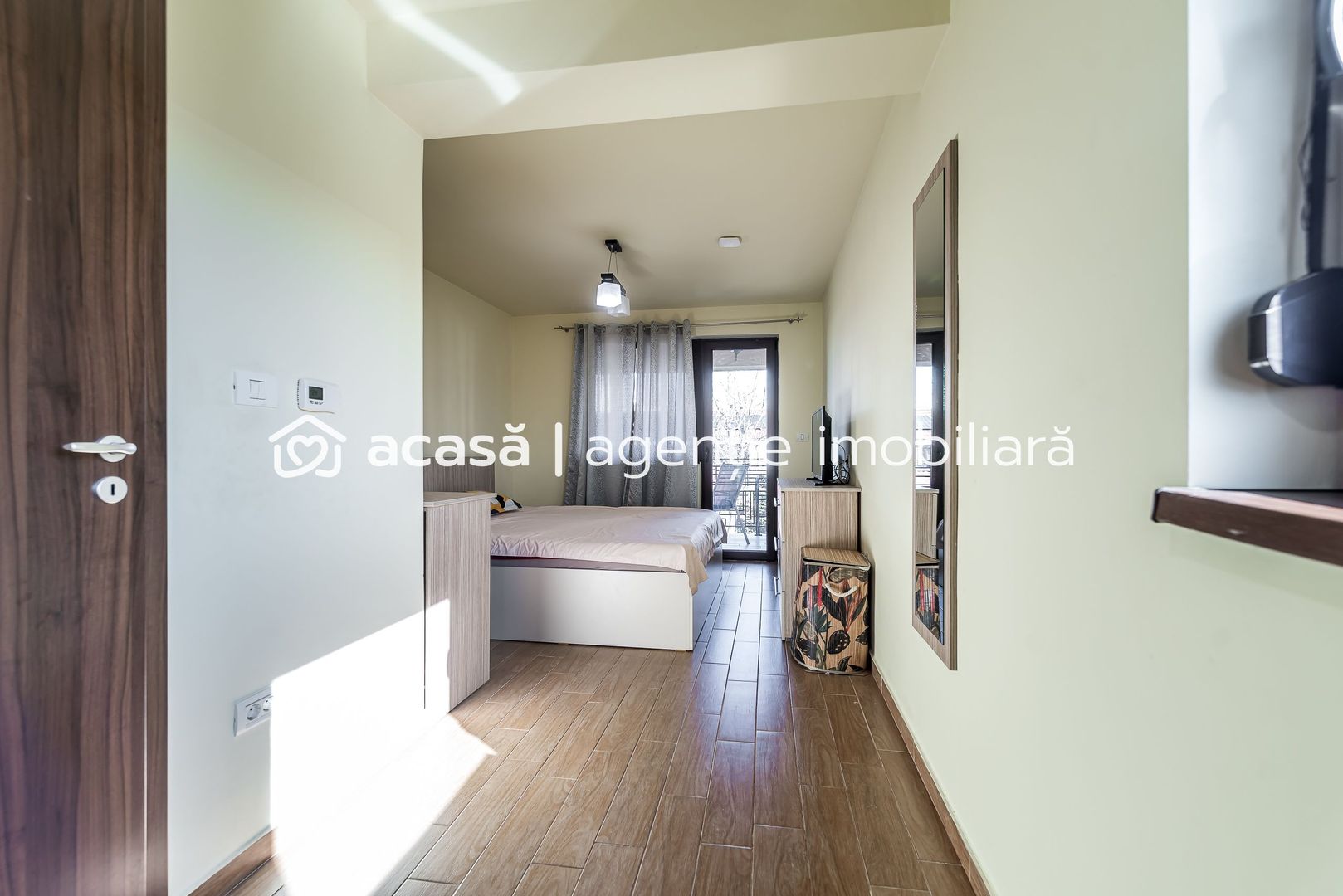 Imagine 12 - Casă cu5 camere, teren 720 mp, fotovoltaice 13 kW, Aradul Nou