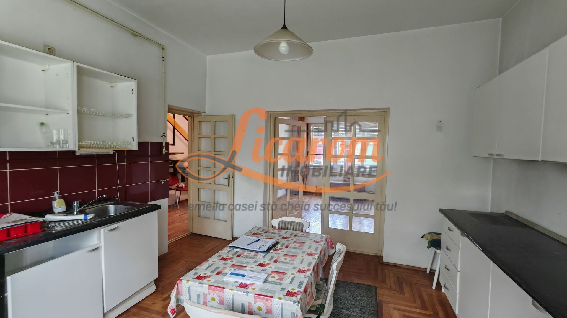 Casa PRETABILA DESTINATIE COMERCIALA,Brasovul Vechi,P+E, 3 cam - imaginea 12