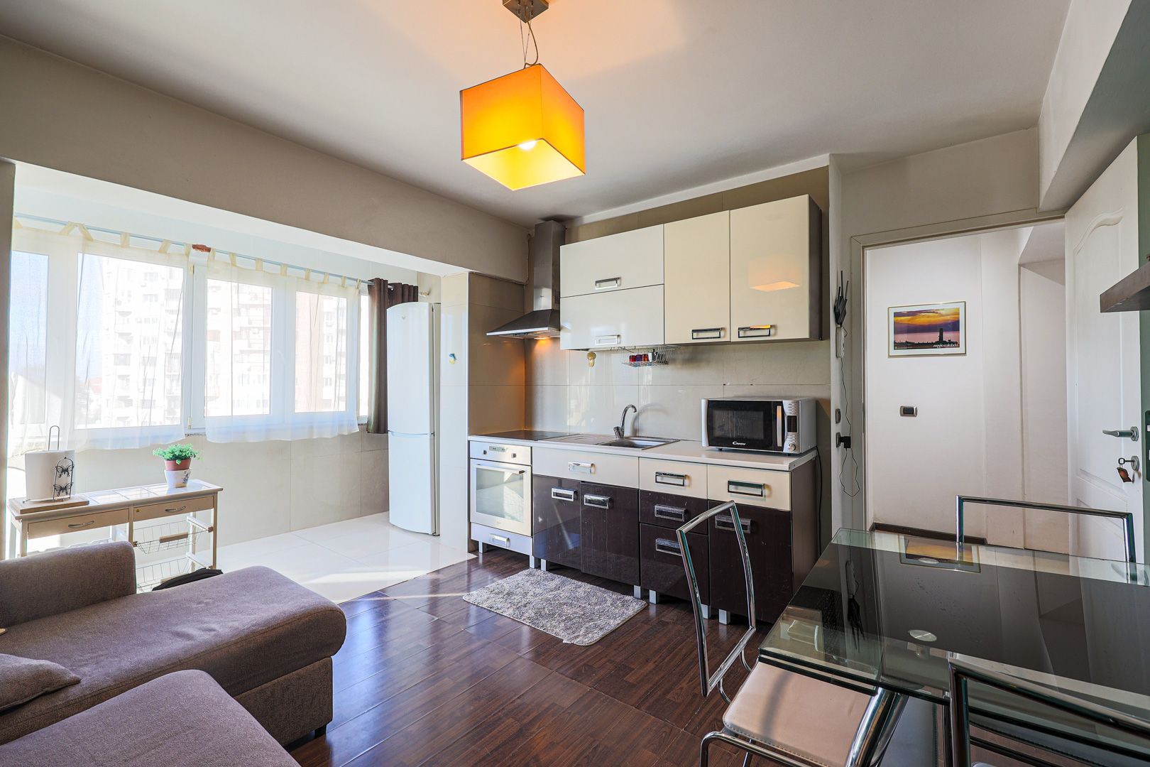 Apartament mobilat și utilat în Piața Spitalului