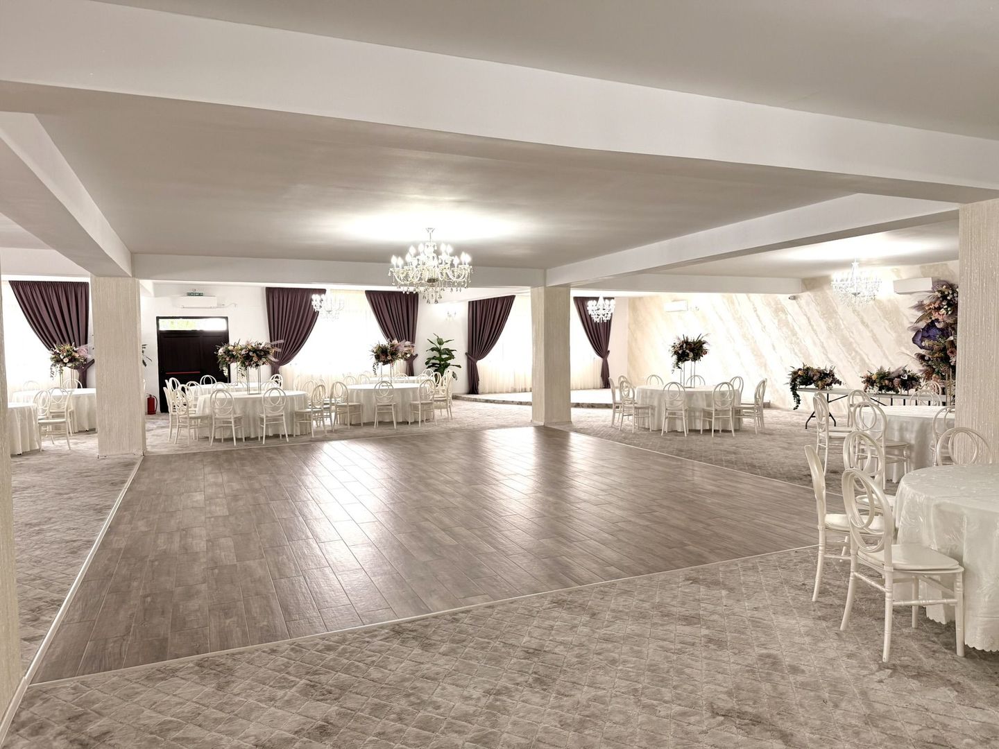 Oportunitate de Investiție: Salon de Evenimente cu Piscină – comuna Pechea - imaginea 10