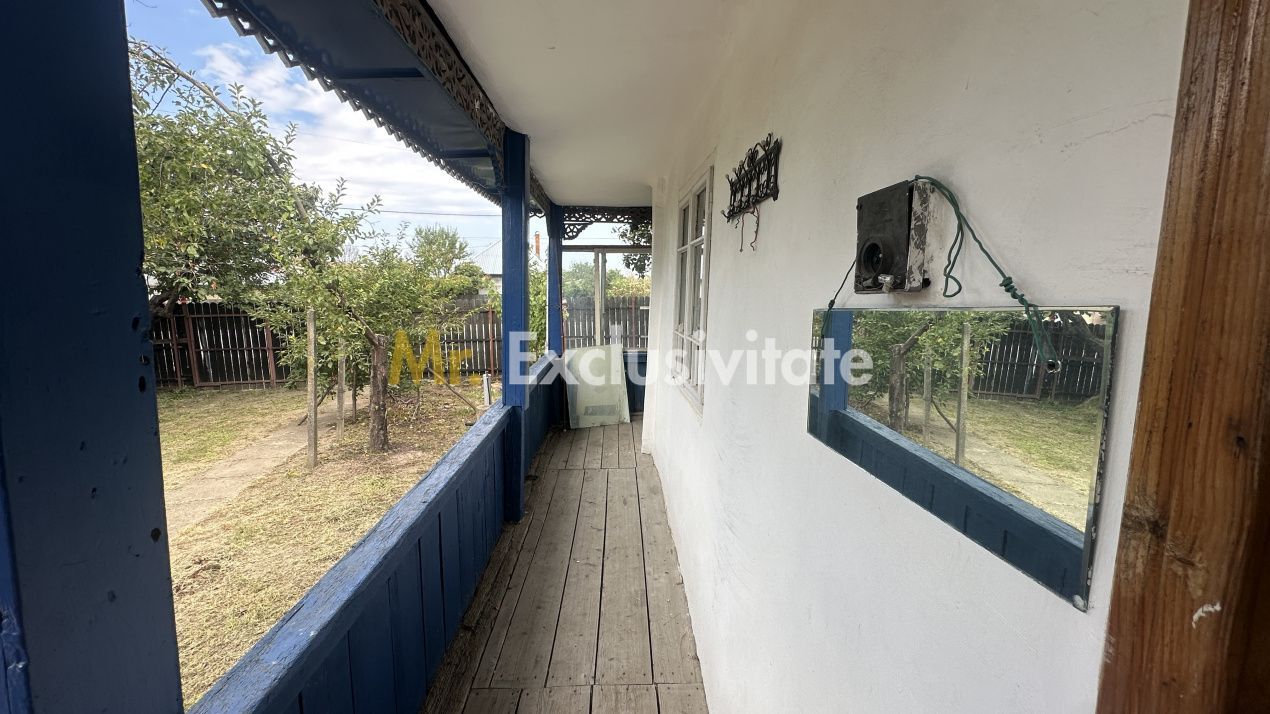 Casa traditionala+teren 1172mp intravilan in Lunca Corbului, Arges - imaginea 4