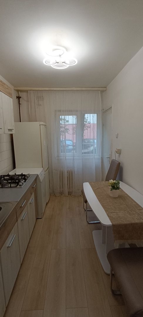 Apartament 2 camere la parter + balcon langa Spitalul Jufetean - imaginea 27