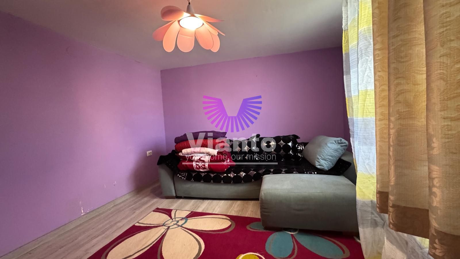 Casa Individuala de Inchiriat 5 Camere - Curte cu Zona de Barbeque-Gusterita