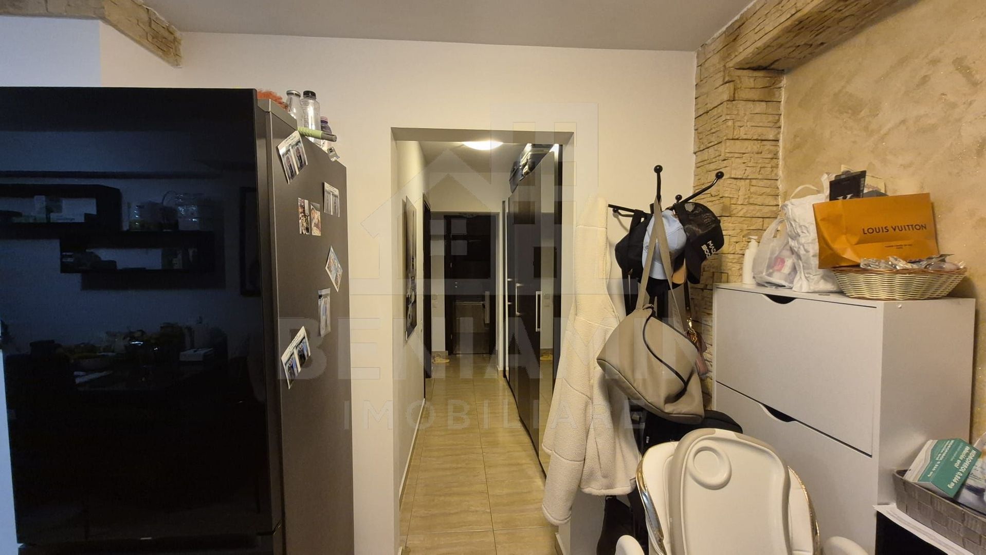 3 camere-etaj 4-68MP- Centrala Termica-Aer Conditionat-zona Ciuperca - imaginea 8