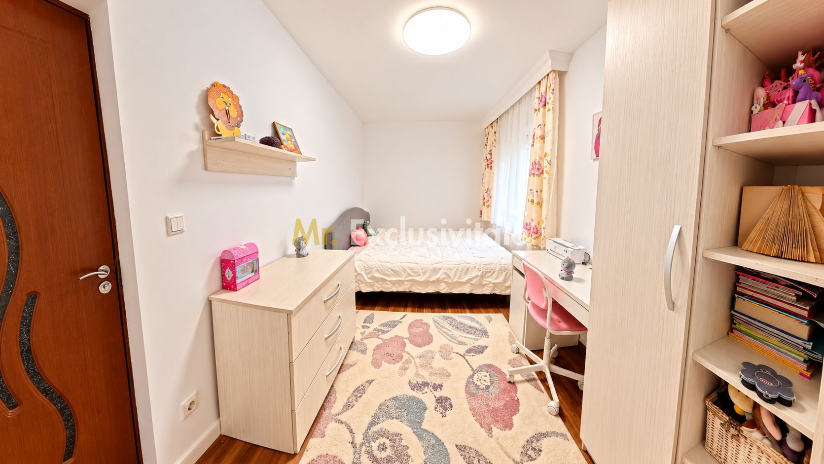DE ÎNCHIRIAT 4 CAMERE - SEMICENTRAL - imaginea 5