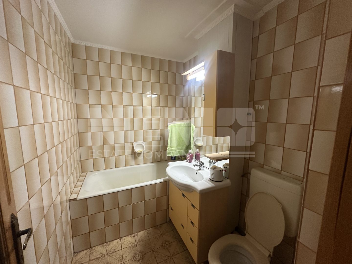 Apartament 3 Camere | Etaj 2 | Zona Oborului | 70.000 Euro - imaginea 10