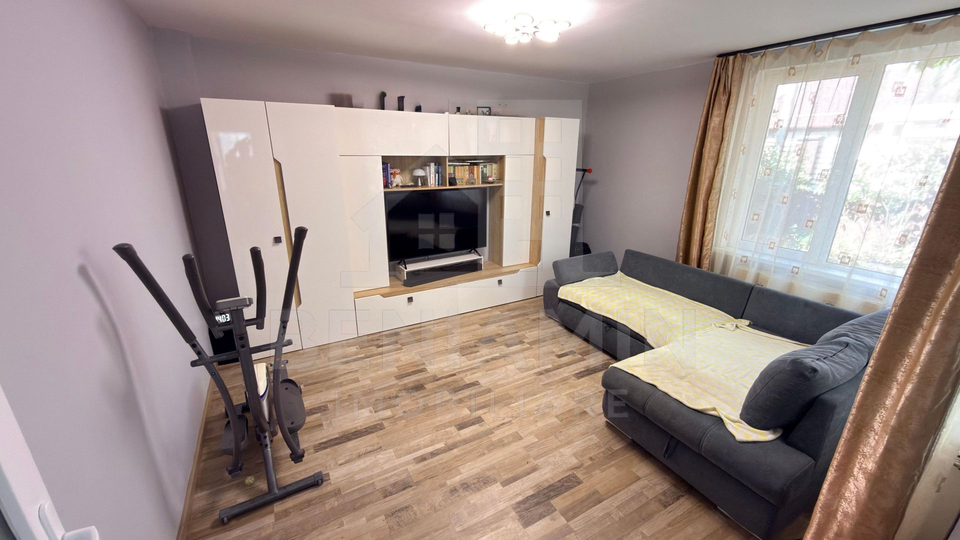 Casă / Vilă de vânzare în zona Lascar Catargiu 517mp - imaginea 2