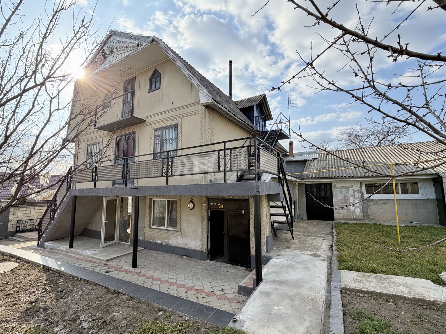 Casa în or.Ialoveni centru