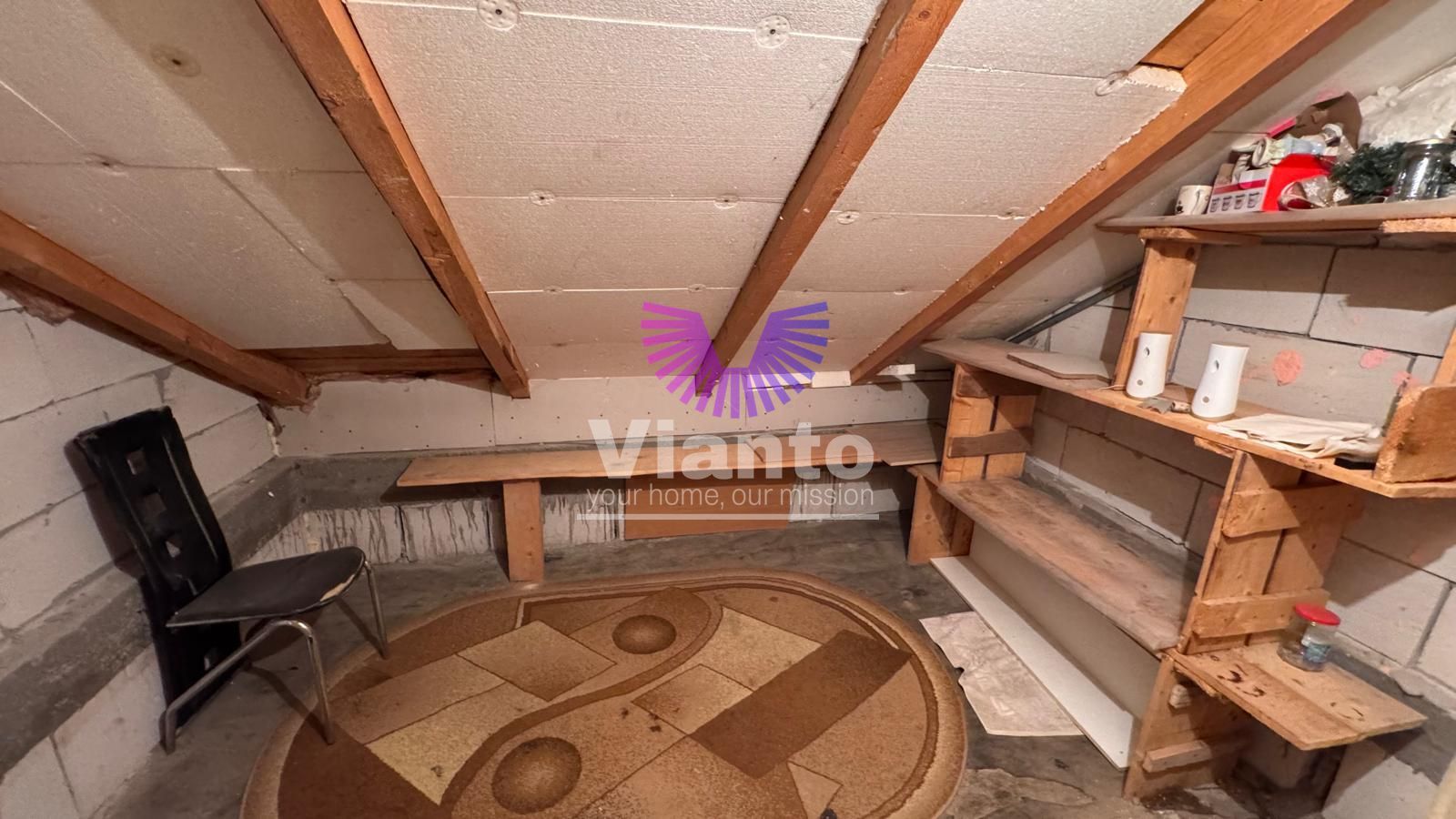 Casa Individuala de Inchiriat 5 Camere - Curte cu Zona de Barbeque-Gusterita