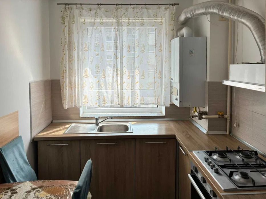 2 camere luminos cu parcare și boxă deal pentru locuire sau investiție - imaginea 9