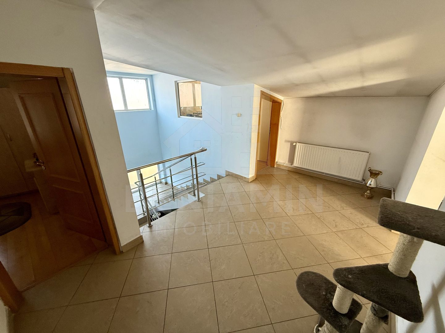 Casa langa Spitalul de Neuro-Acces auto-4 dormitoare-Foisor-Libera - imaginea 10