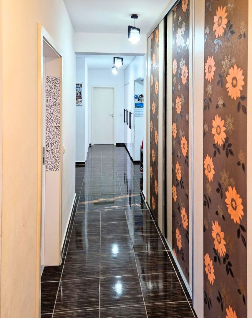Oportunitate Rară 3 Camere cu Vedere spre Tâmpa RATE LUNARE - imaginea 7
