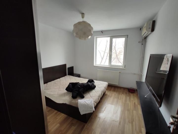 Vand apartament bun la 2 minute de metrou Costin Georgian! - imaginea 7