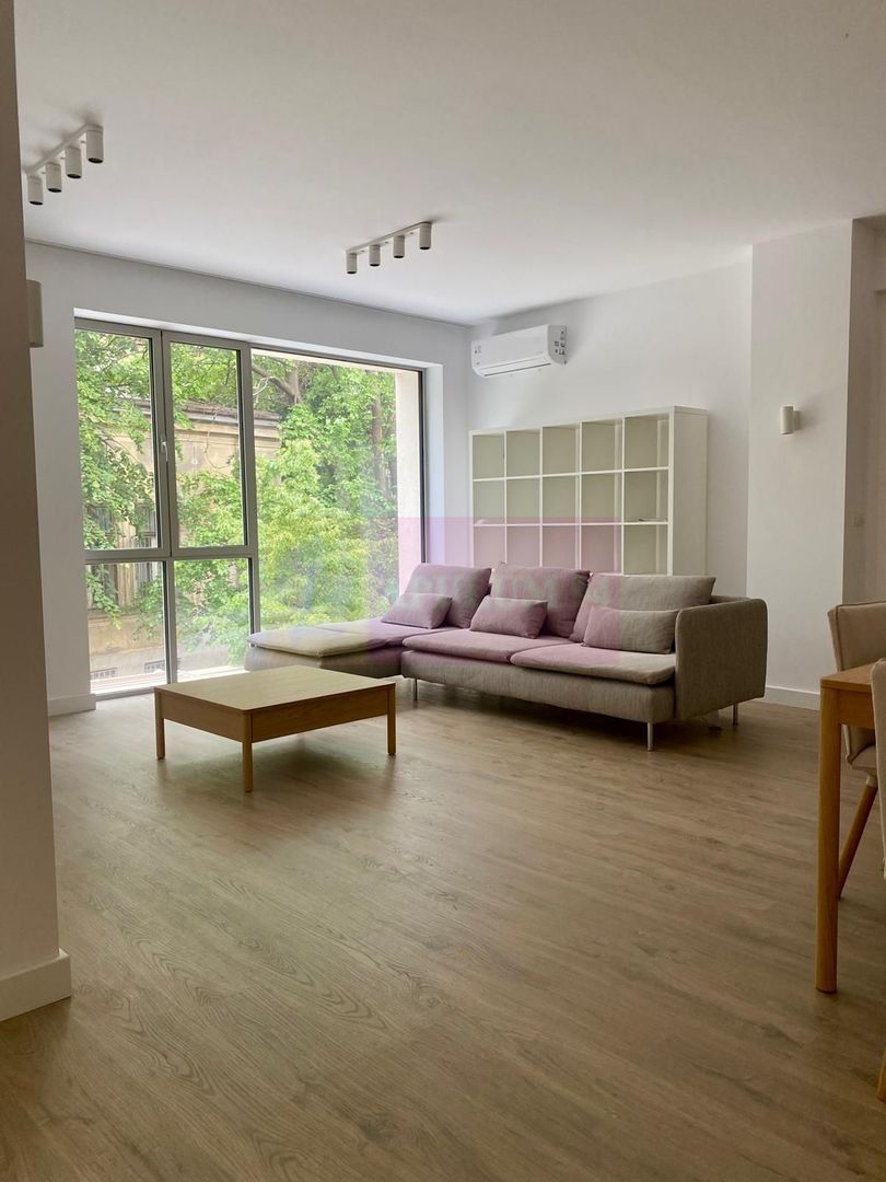 Armeneasca | 4 camere | 109 mp, mobilat utilat, boutique 2023, terasa