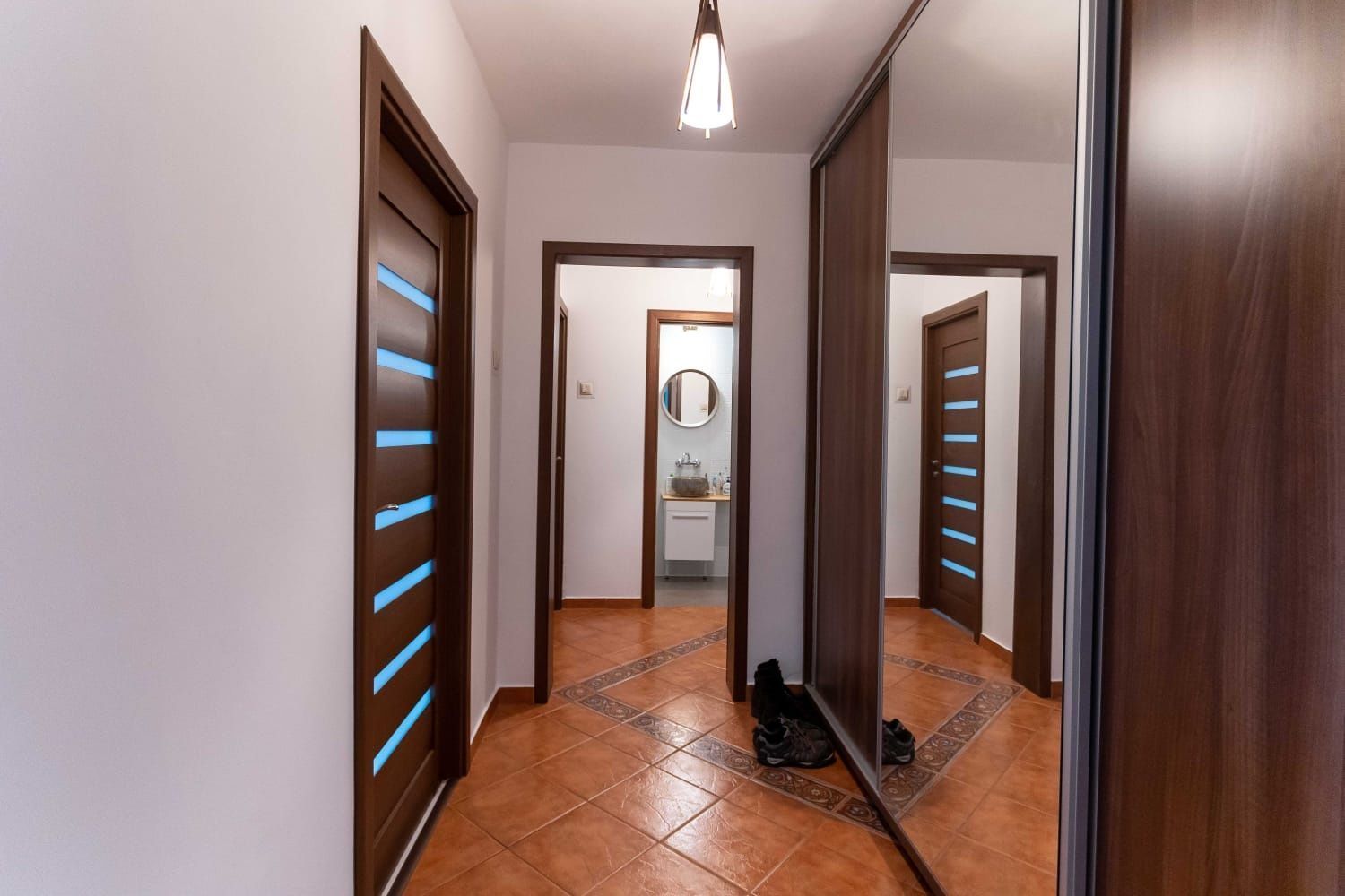 Vanzare Apartament 3 Camere Zona Theodor Pallady - imaginea 2